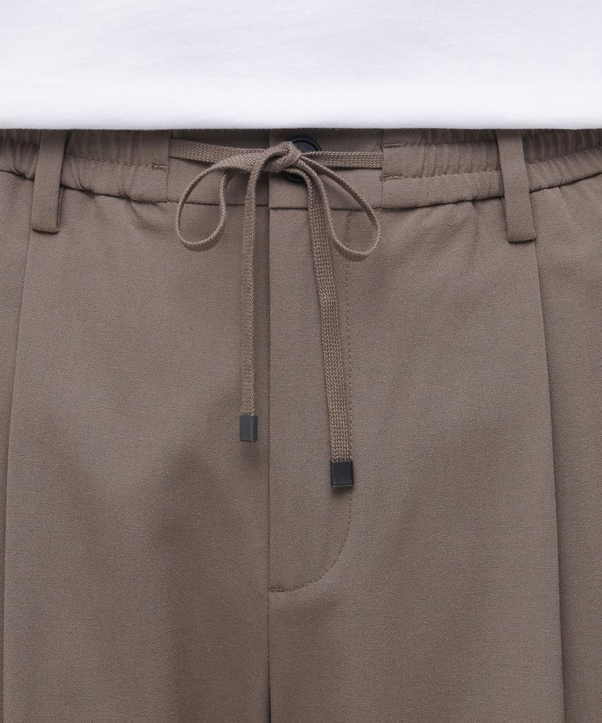 Musinsa Standard Lightweight Wide Drawstring Banded Crop Slacks [Dusty Beige]