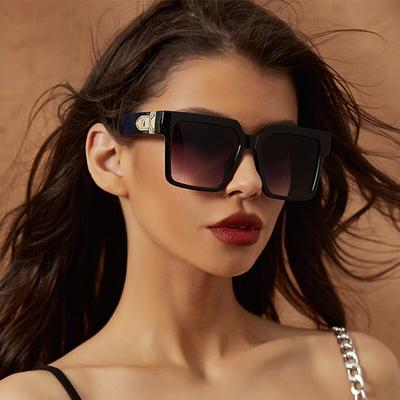 New Luxury Brand Designer Square Oversized Sunglasses Men Women Fashion Thick Frame Glasses Mens UV400 Male Celebrity