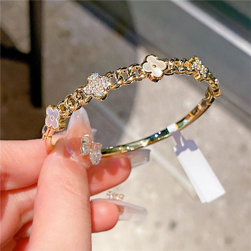 Real Gold-Plated Lucky Four-Leaf Flower Zircon Bracelet - Elegant Light Luxury Jewelry