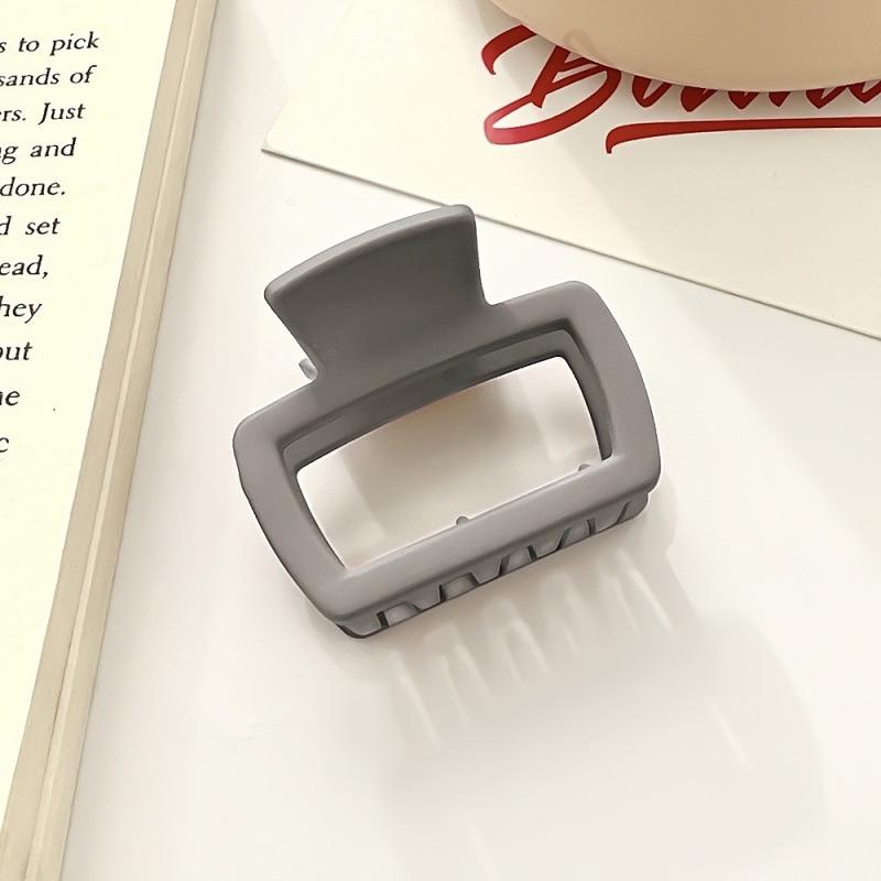2025 Elegant Matte Square Hair Clip