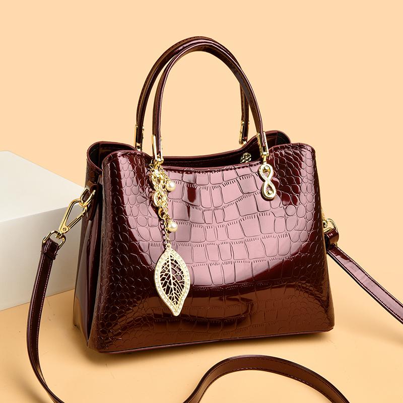 Luxury Patent Leather Handbags for Women Designer Crocodile Pattern Women's Shoulder Crossbody Bag Hobos Ladies Messenger Stone