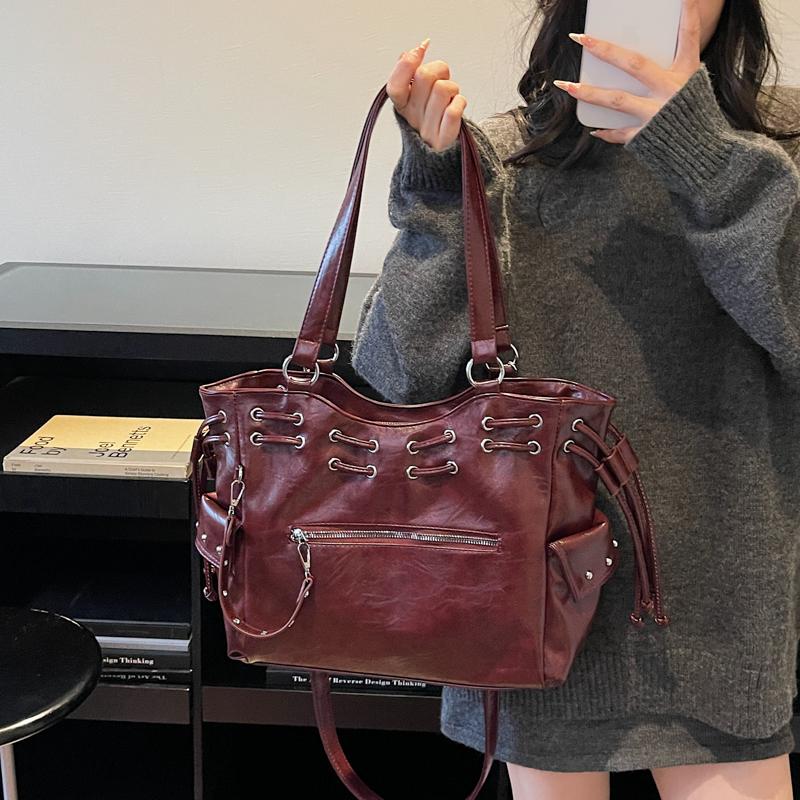 Trending Drawstring Backpack Multi-pocket Leather Bag Stylish Shoulder Bag for Women