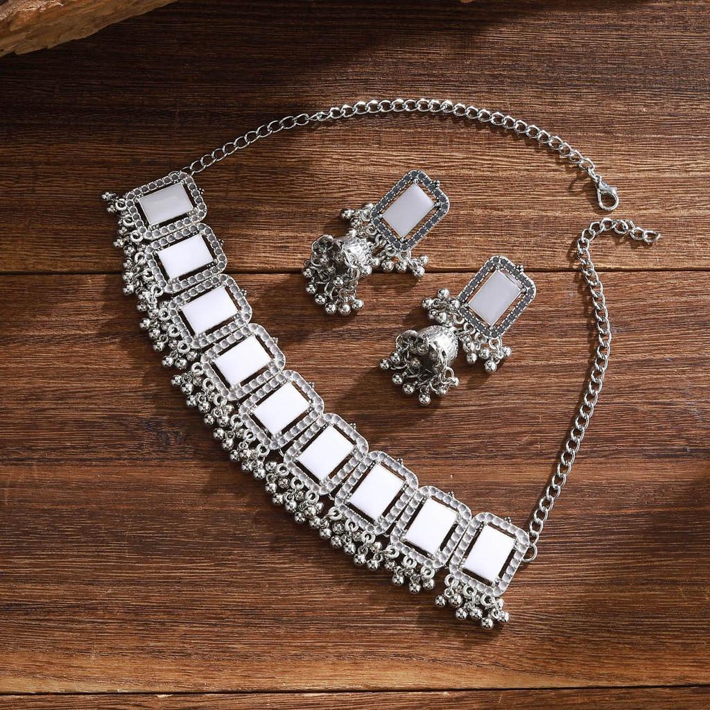 Retro Ethnic Style Diamond-Encrusted Bells Fringed Earrings Women'S Bohemian Square Geometric Necklace Light Luxury Jewelry Set