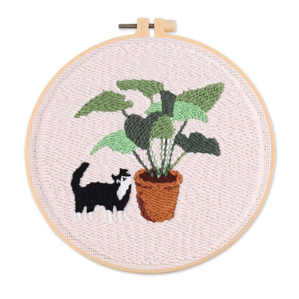 Cartoon Cat & Green Plant - Embroidery Starter Kits with Embroidery Hoops, Punch Needle Fabric with Pattern, Punch Needle Kit for Craft Lovers