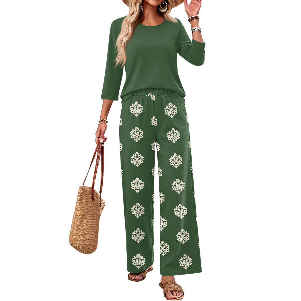 Women's Casual Two Piece Set Round Neck Loose Fit Top with Three Quarter Sleeves and Wide Leg Printed Pants Lounge Wear Set