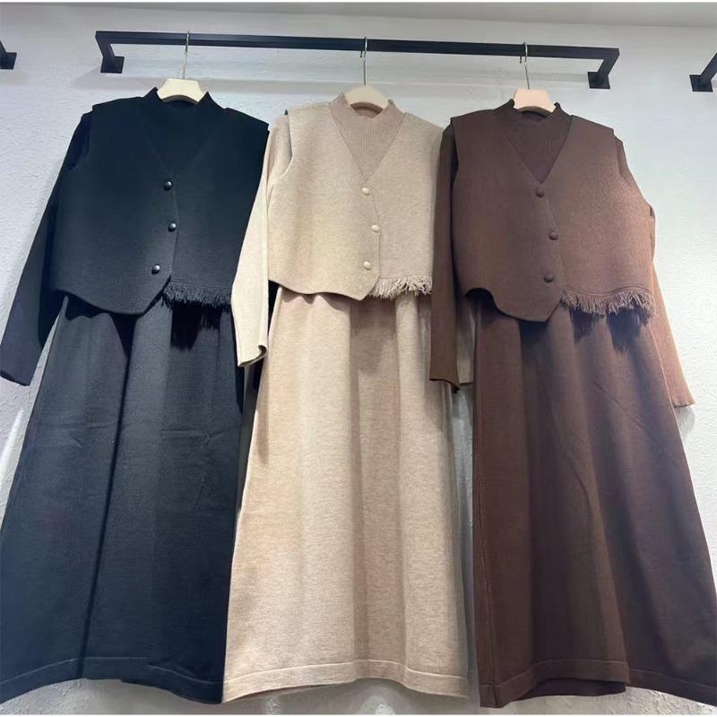 

Необычное вязаное платье-жилет, комплект из двух предметов, осенне-зимний полуприлегающий темпераментный офисный дизайн, женский костюм One size чёрный