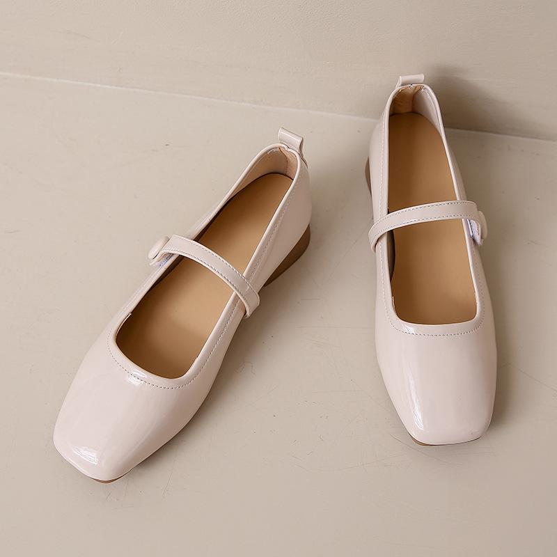 

Simple retro Mary Jane shoes women s new summer thick heel single shoes with skirt one word with ballet shoes 35 бежевый