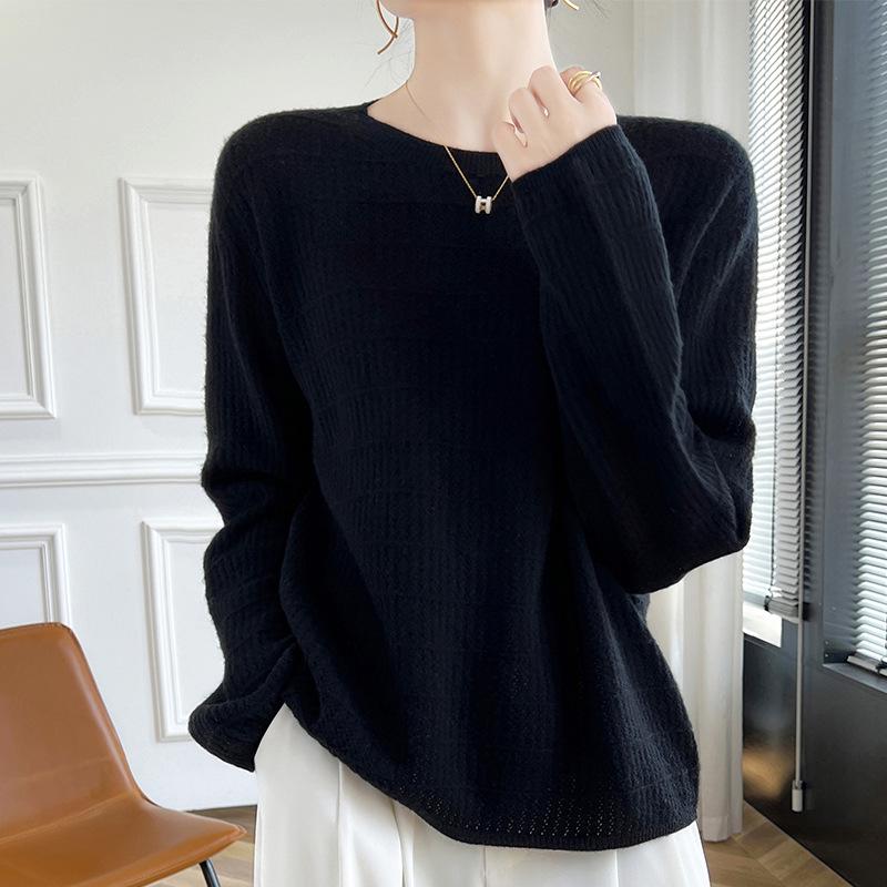 Women's Pure Wool Knit Cashmere Sweater - Round Neck, Hollow Design, Loose Fit, Slimming Pullover for Autumn and Winter