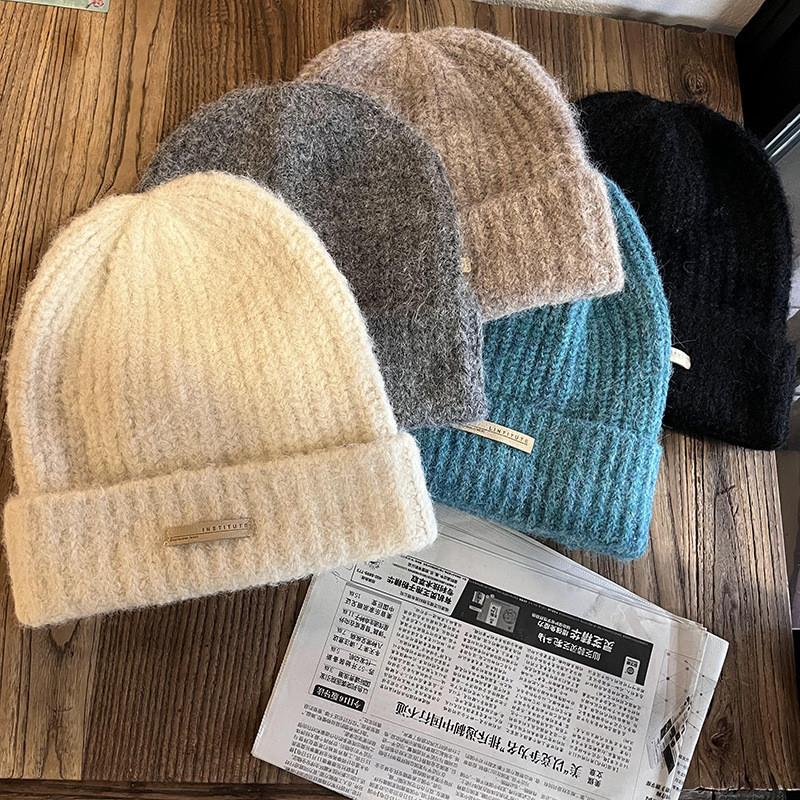 Knit Warm Hat For Women With Solid Color Design For Casual Cold Wear Season