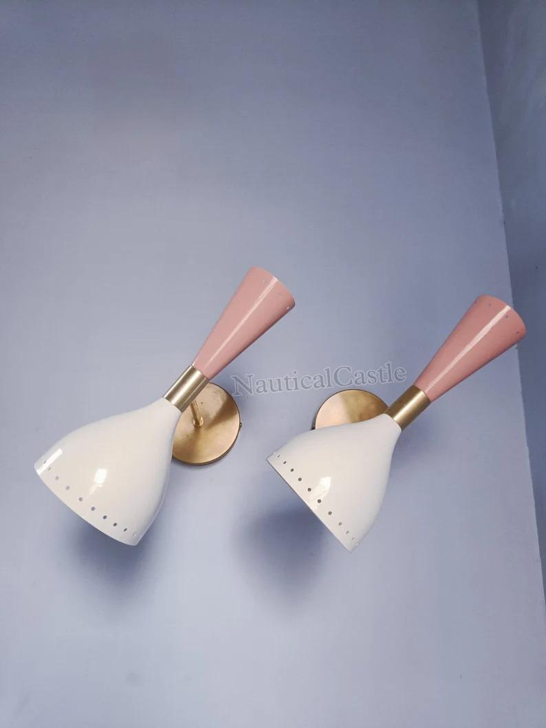 

Mid Century Brass Wall Sconce Pair: Italian Adjustable Light Fixture рожевий