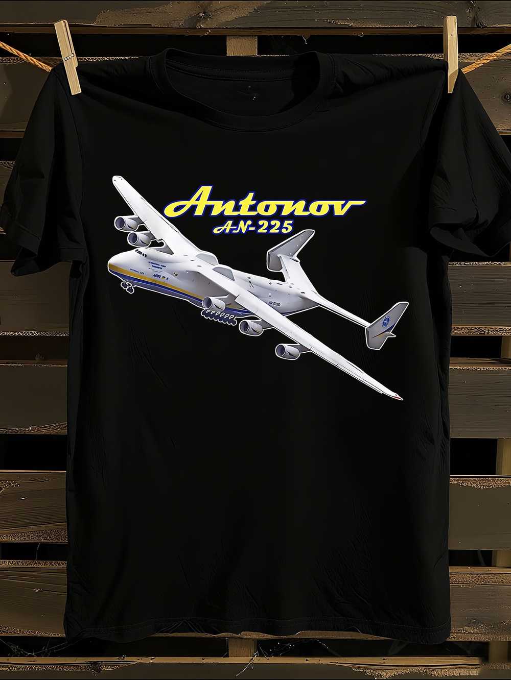 

Antonov AN-225 Strategic Cargo Jet Graphic T-Shirt XXL