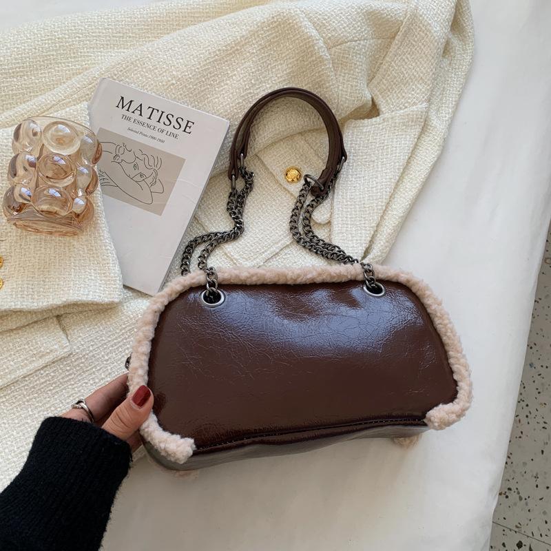 Foreign-style texture handbag women's 2025 autumn new Mao retro simple foreign-style commuter chain shoulder messenger bag