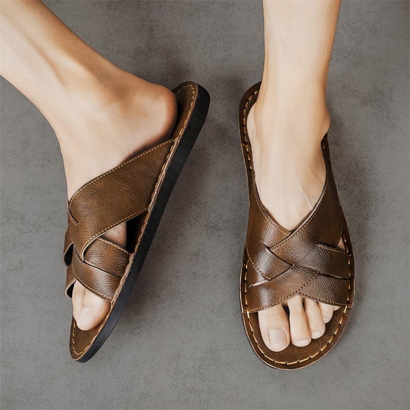 Fashion Versatile Male Half Drag 2025 New Flats Sandals Leisure Walk Slippers Slides Non-slip Beach Summer Sandals Vacation Pool Sandals