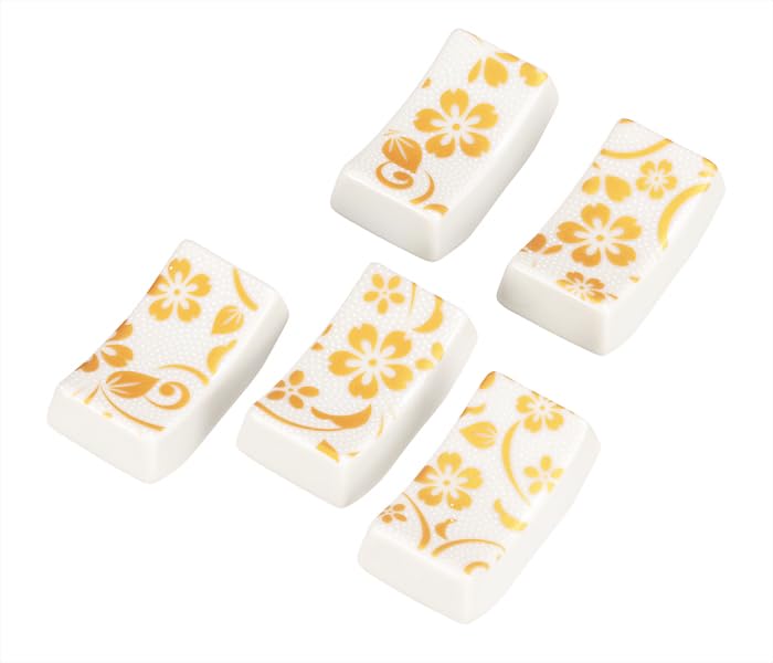 Kutani Ware Iwataya Chopstick Rest (square) with White Cherry Blossom Design K9-438