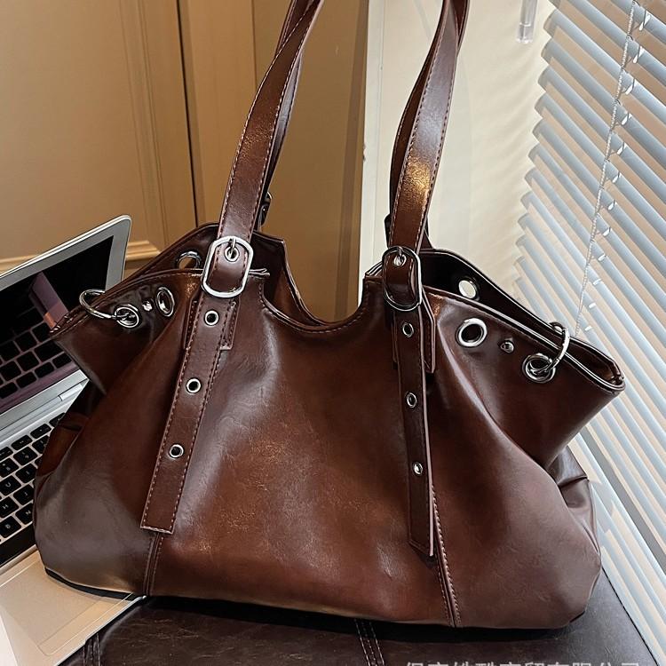 Niche Design Portable Tote Bag Women'S New Trendy Commuter Large-Capacity Bag High-End Shoulder Armpit Bag