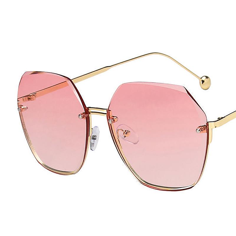 

Модные градиентные солнцезащитные очки для отдыха на природе Модные градиентные солнцезащитные очки Ретро-роскошь Большая оправа Уличные фото очки