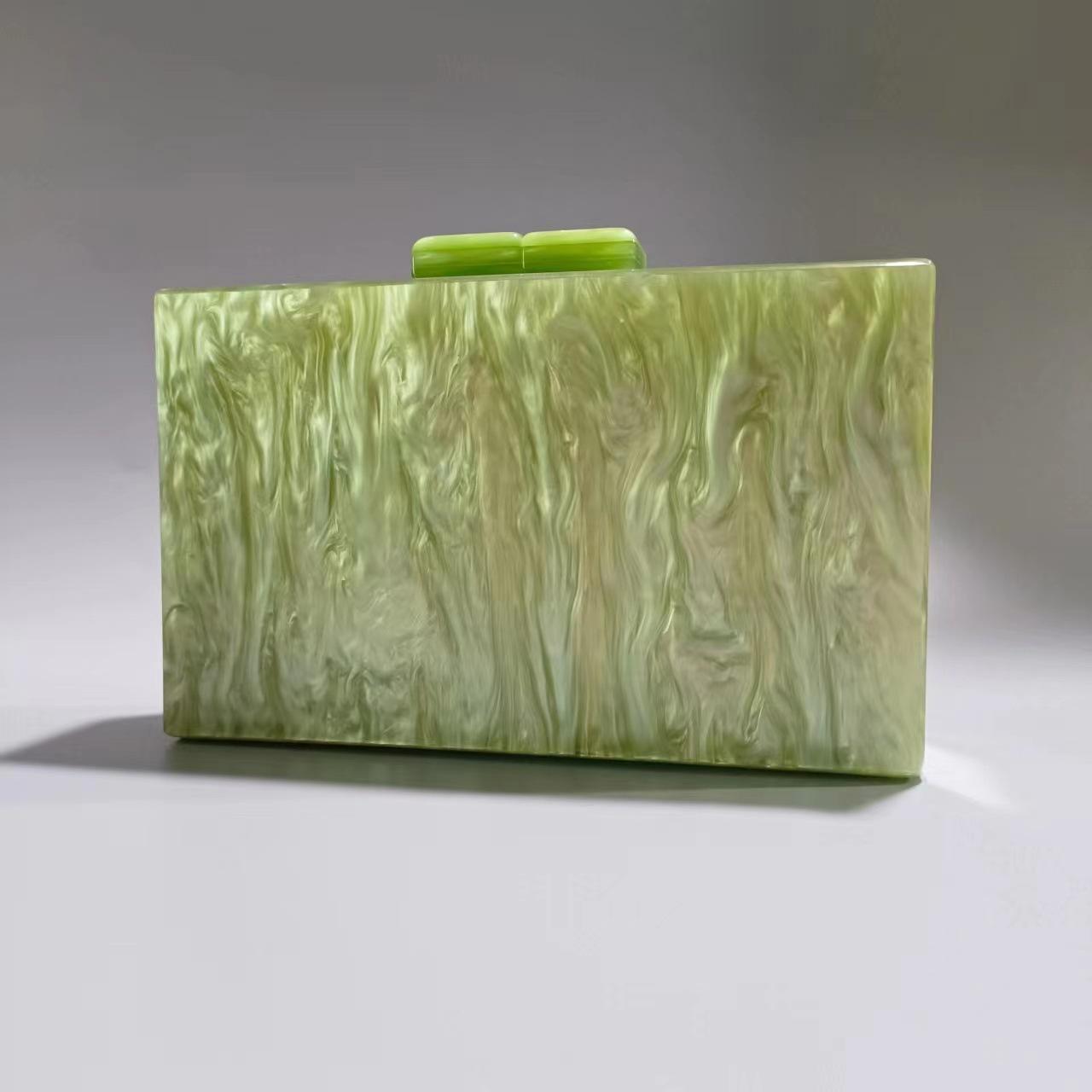 

Women s new pearlescent acrylic dinner bag shoulder diagonal across wedding banquet clutch bag светло-зеленый