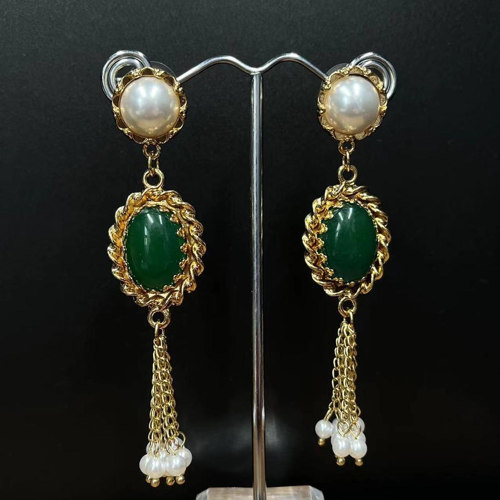 Vintage French Palace Style Red Agate Pearl Tassel Earrings Long Light Luxury Accessories