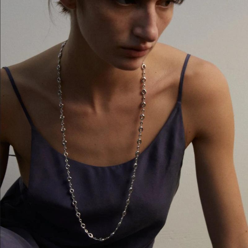 Unique Personality, Niche Design, High-Grade Metal O-Shaped Oval Long Clavicle Chain, Fashionable And Simple Necklace, Women