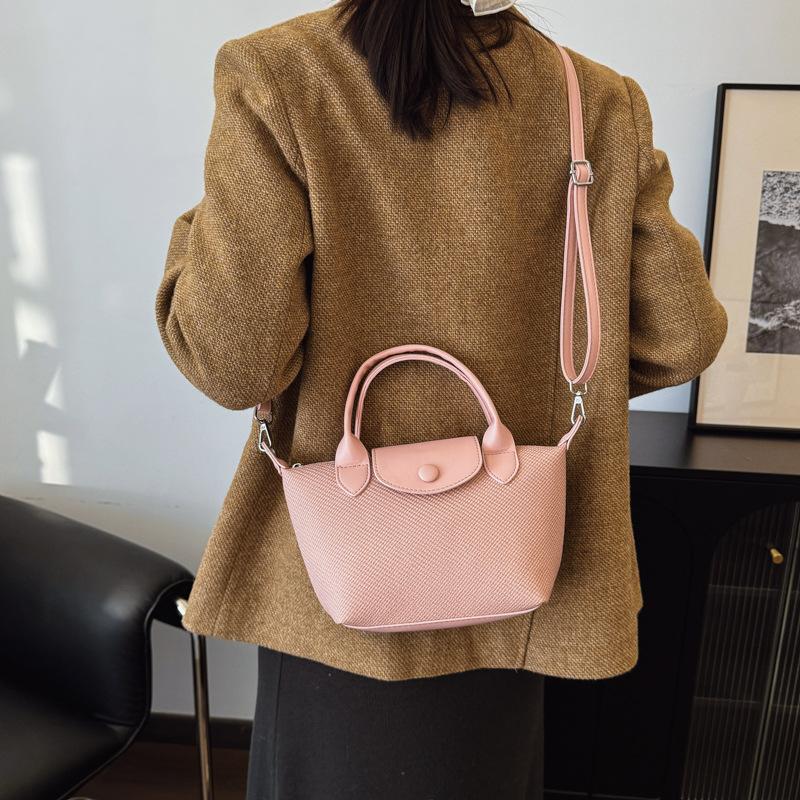 Fashion retro dumpling bag women's 2025 new simple texture shoulder bag versatile messenger bag mobile phone bag