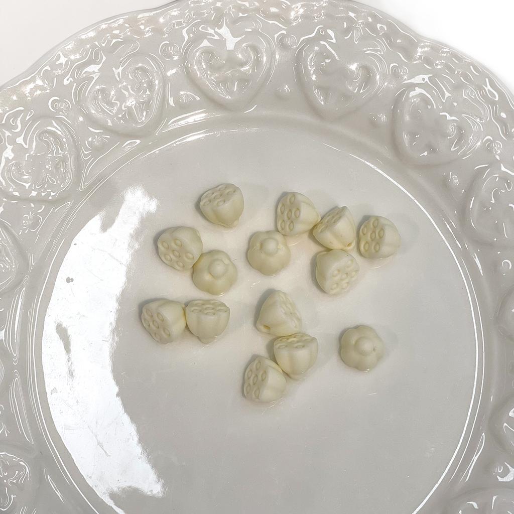 20Pcs Shell Powder Carved Lotus Seed Pod Beads 8x9mm Loose Spacer Beads for DIY Bracelet Necklace Jewelry Making Supplies
