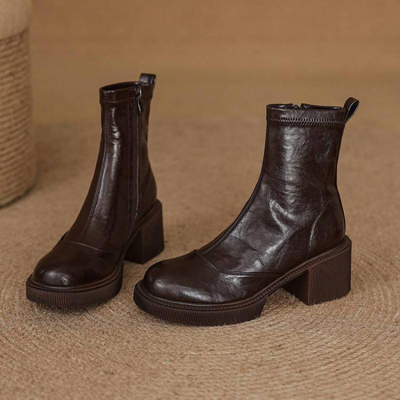 

New cowhide versatile medium heel Martin boots round head rubber platform large size women s boots square heel autumn and winter low tube short boot 34