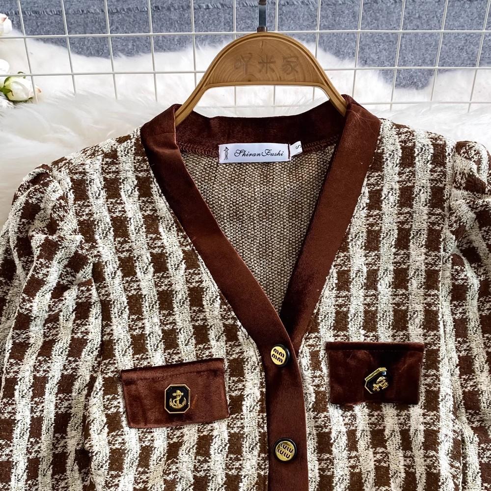 Outono primavera pequena fragrância xadrez tweed ternos feminino com decote em v casaco curto + botões saia lápis longa conjunto de duas peças