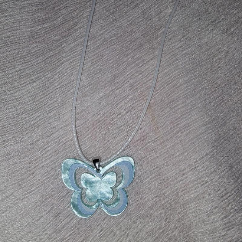 Charming Countryside Style Butterfly Necklace Acrylic Butterfly Charm Clavicle Chain Crystal Cord Choker Jewelry Gift