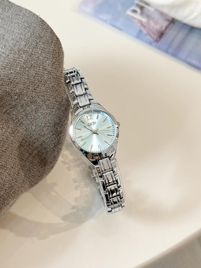 Affordable Luxury Watches for Women, Fashionable Bracelet Watch, Water-resistant Stainless Steel Quartz Women' Wristwatch, Gifts
