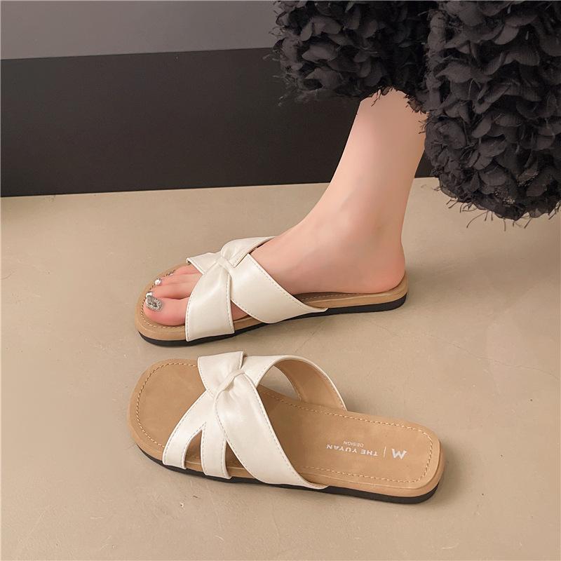 Popular Fairy Wind Cool Slippers Female Summer Wear 2025 New with Skirt Seaside Flat Beach One-word Slippers
