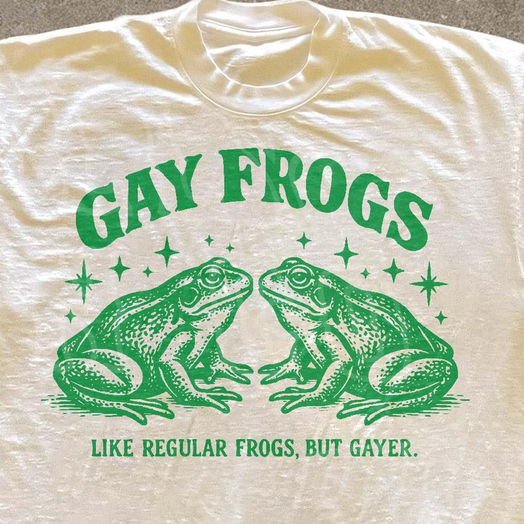 Vintage Gay Frog Graphic Shirt Funny LGBTQ Pride Gift For Queer Best Friend Cottagecore Aesthetic T-Shirt Retro Meme Top For Men Women