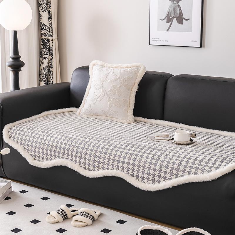 French Style High-Grade Special-Shaped Sofa Cushion Chenille Plush Edge Sofa Towel Cover Cloth Non-Slip Wear-Resistant Cushion Blanket