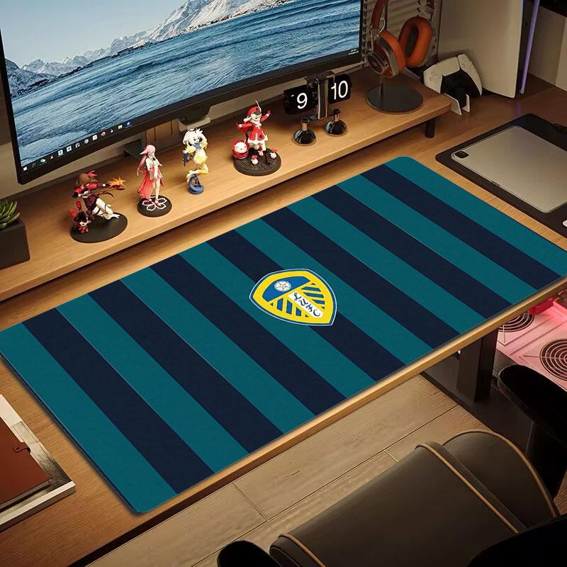 Leeds United Large Size Mouse Pad Large Gaming Table Cushion Non-slip Laptop Tablet Big Mousepad XXL Mat Mini PC Playmat With Lock edge