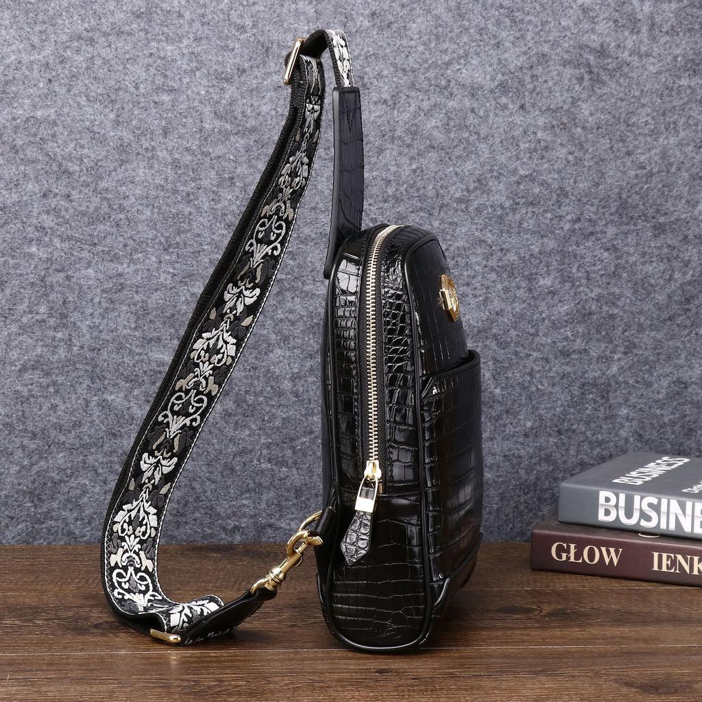 New Crocodile Belly Pattern Men's Chest Bag Fashion Men's Bag Diagonal Cross Bag Chest Bag Outdoor Leisure Backpack Trendy Style