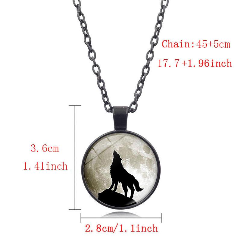 Glowing Howling Wolf Moon Gemstone Pendant Necklace Women's Fashion Versatile Black Sweater Chain