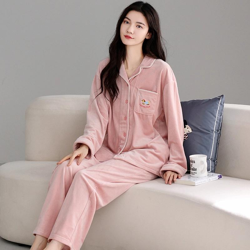 Pajamas women's winter anti-static island fleece thickened and fleece can be worn outside in autumn and winter casual loungewear women's suit