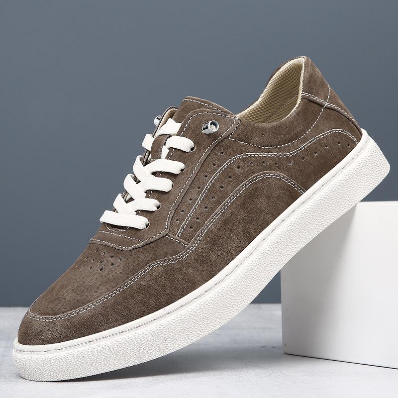 

Genuine leather men s shoes 2025 spring new Korean trend versatile retro board shoes thick white sole sports and leisure shoes men 44