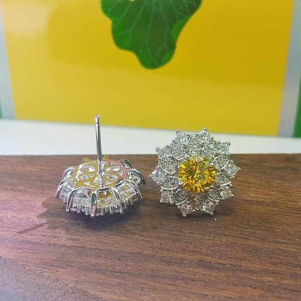 Fashion snow pollen diamond zircon stud earrings women's sunflower zircon flower earrings light luxury luxury high-end