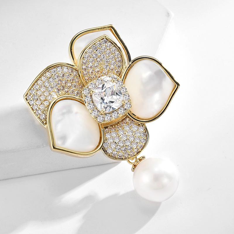 New Korean Version Of Heavy Industry Natural Fritillary Camellia Brooch High-End Luxury Copper Micro-Inlaid Flower Pearl Corsage Accessories