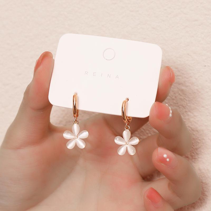 2022 Women's Flower Earrings: New Cat's Eye Stone Clips in Summer Style