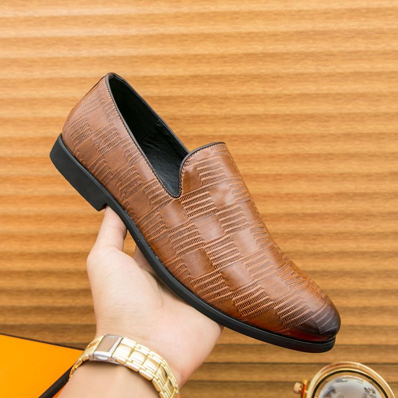

Мужская обувь деловые бахилы кожаная обувь мужские простые однотонные лоферы парикмахерская маленькая кожаная обувь мужская ленивая обувь 46 коричневый