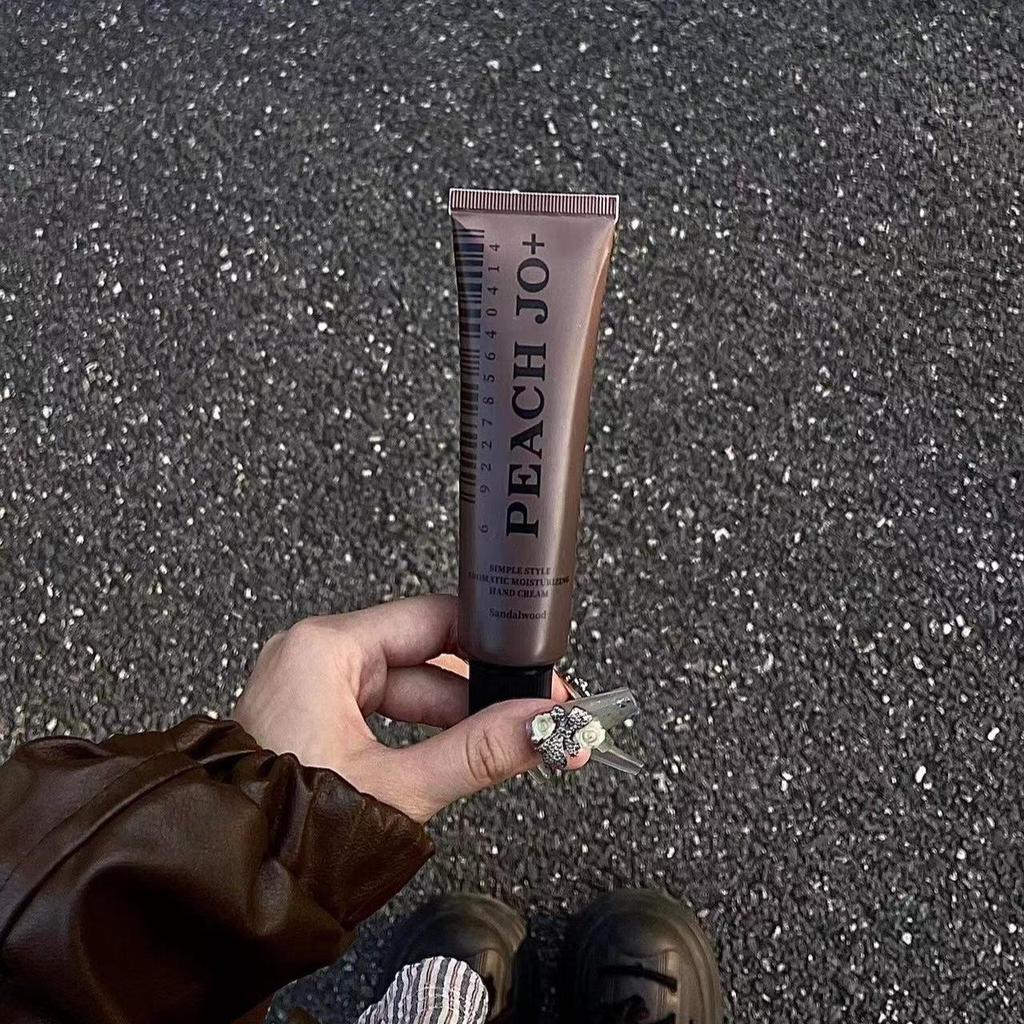 Koreanische Minimalistische Jade Drache Tee & Weißer Moschus Sandelholz Handcreme - Exklusives Angebot mit Kostenlosem Versand