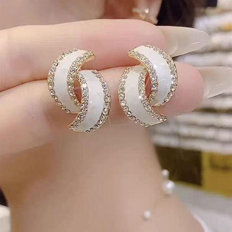 

S925 Earrings Women s Special-Interest Design Geometric Elegant Silver Needle Golden Silver Needle White Geometric Stud Earrings