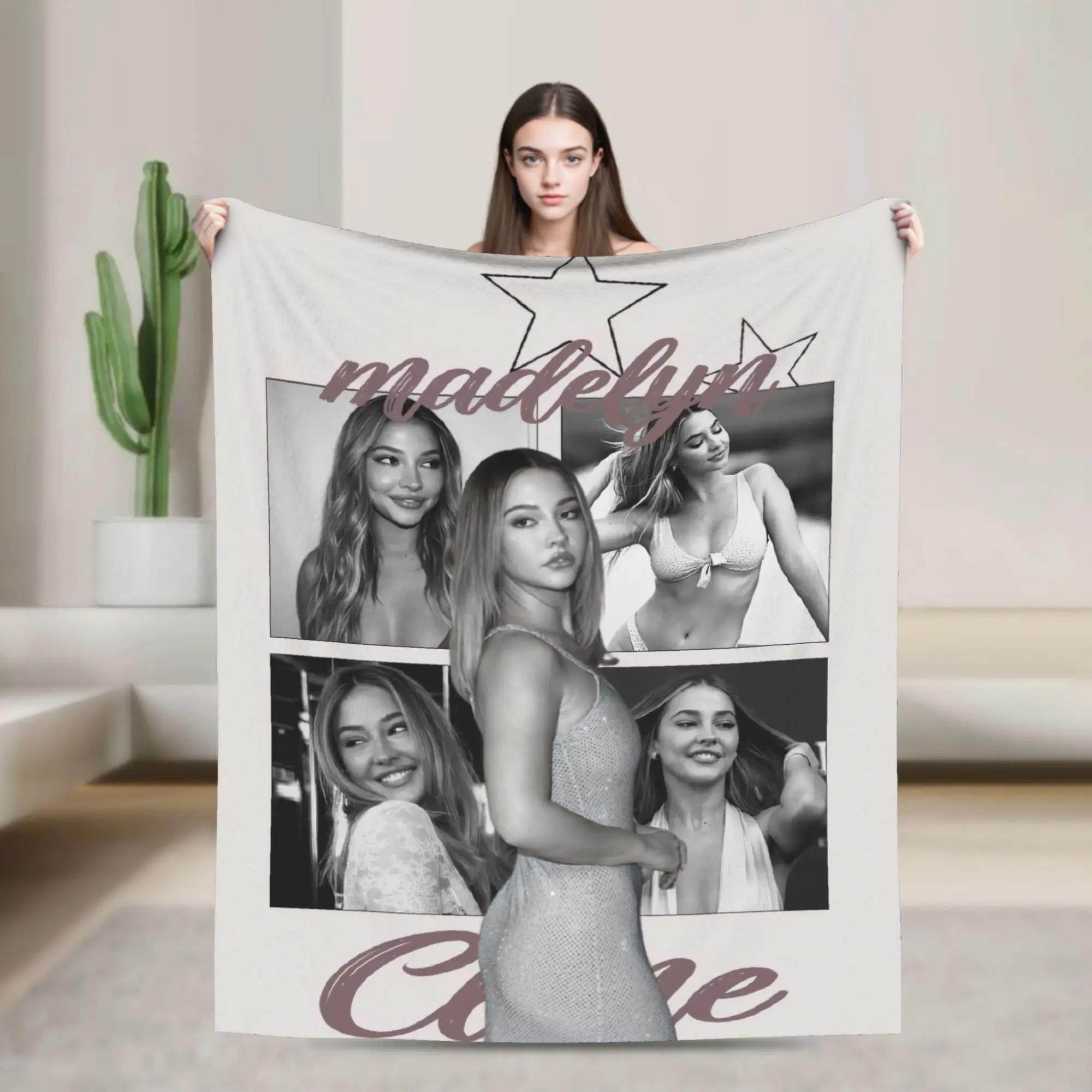Collage Madelyn Cline Winter Warm Flannel Throw Blanket for Kids and Adults Couch Chair Bedspread Cover 100x150cm