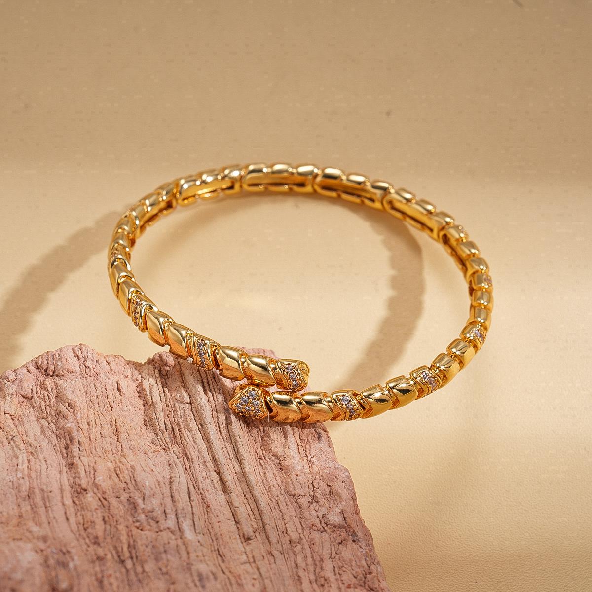 18k real gold electroplated European and American zircon round arrow open bracelet heavy industry light luxury niche high-end jewelry