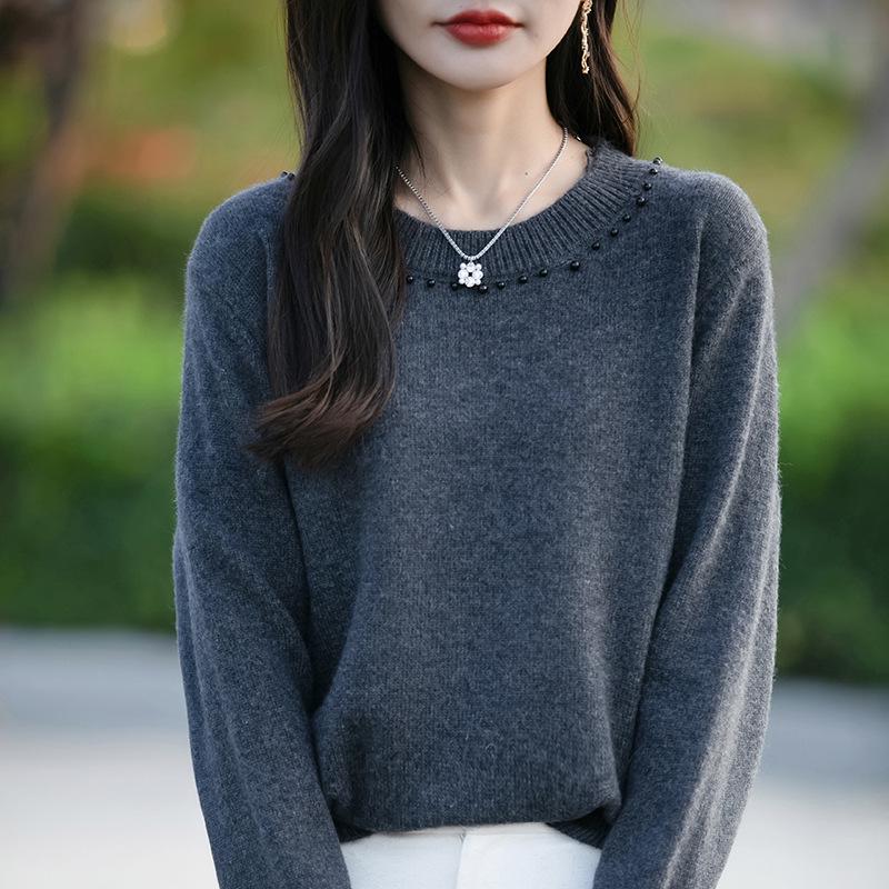 Women's Round Neck Long Sleeve Knit Sweater - Solid Color Loose Fit for Autumn and Winter