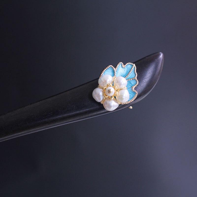 New Chinese Style Ebony Wood Hairpin with Freshwater Pearl and Blue Cloisonné Grape Flower Design New Chinese Style жемчужный