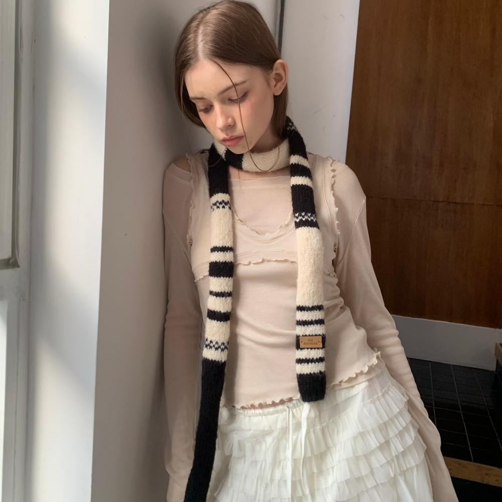 Concave shape y1k containing wool sausage scarf autumn and winter contrasting color thin and narrow scarf Spice girl baguette scarf wholesale