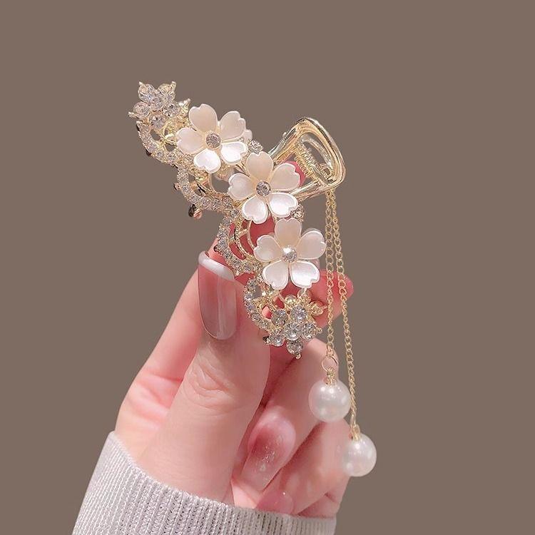Women's High,end Metal Butterfly Hair Clip, Elegant Half,up Hairstyle, Tassel Pendant Hair Accessory, Back Of Head Clip.