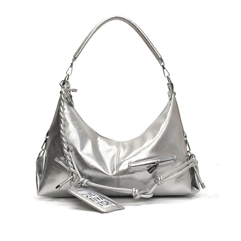 Summer Niche Solid Color Underarm Bag Fashion Shoulder Oblique Span Bag Women 2025 New Popular Commuter Tote Bag